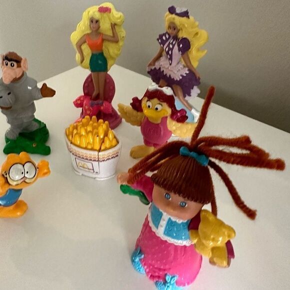 Vintage Mini Plastic Collectables Toy Lot Of 7 - Picture 4 of 15